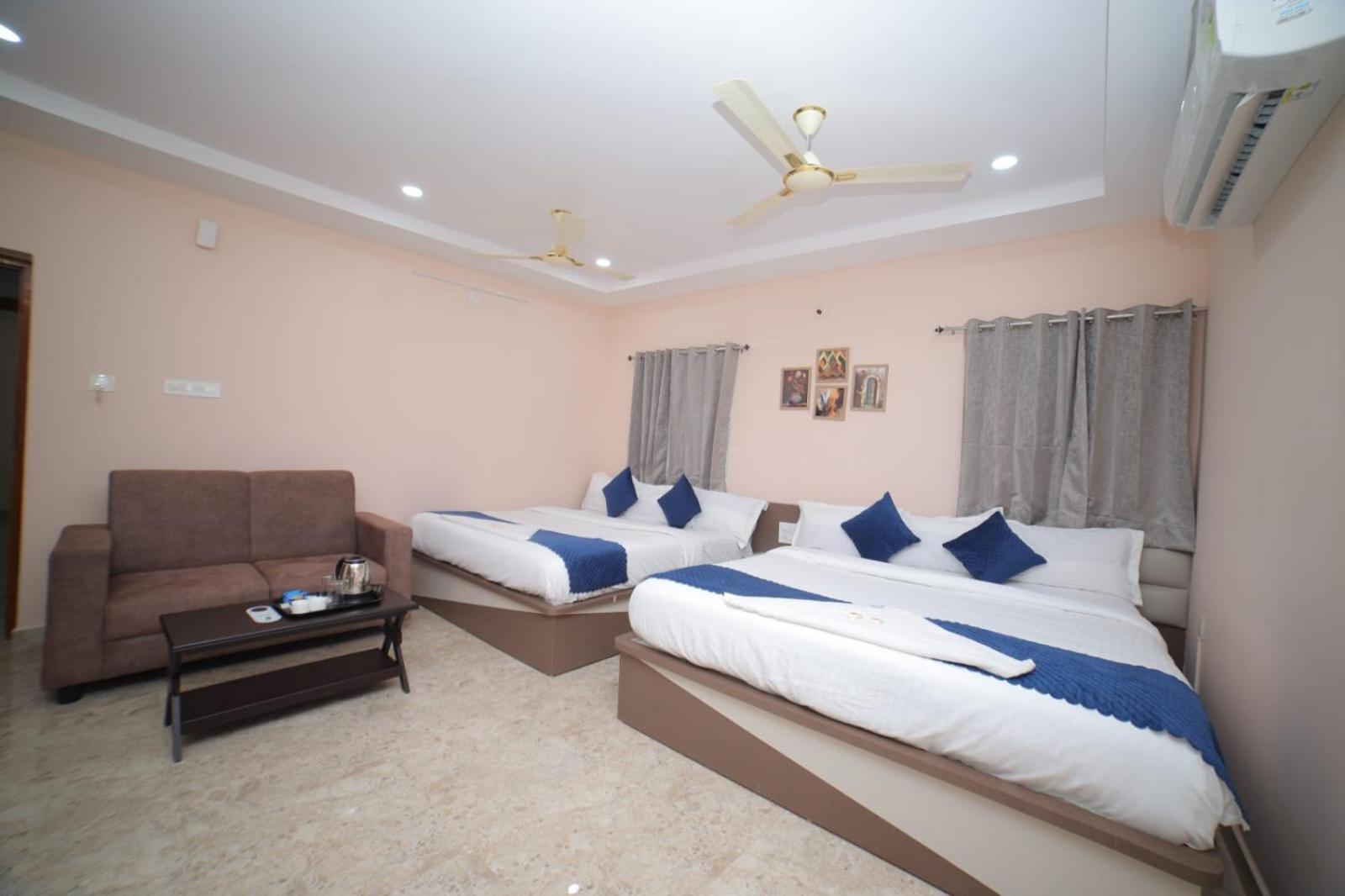 Hotel Sri Ganesh Grand Tirupati Exteriér fotografie