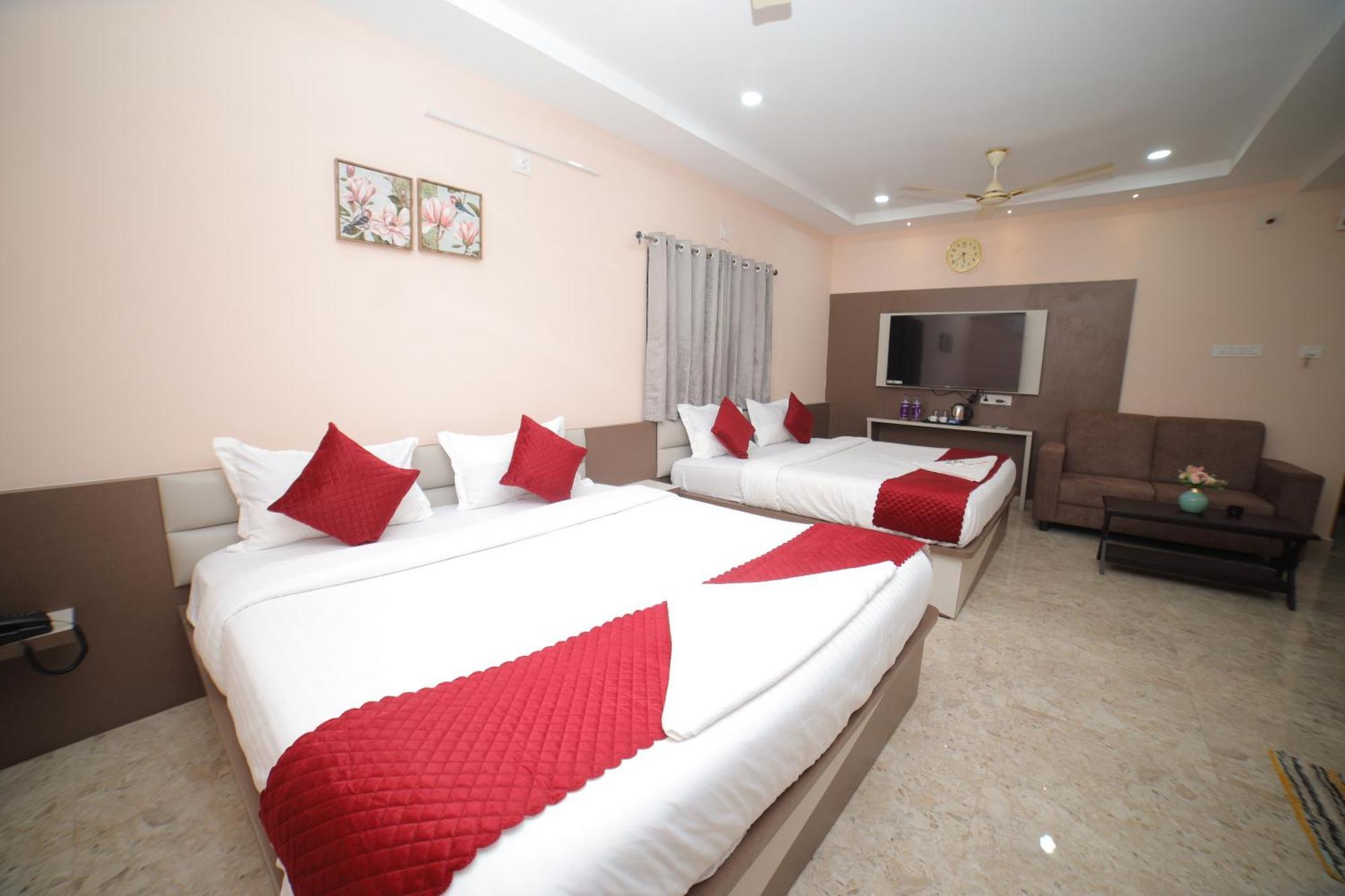 Hotel Sri Ganesh Grand Tirupati Exteriér fotografie